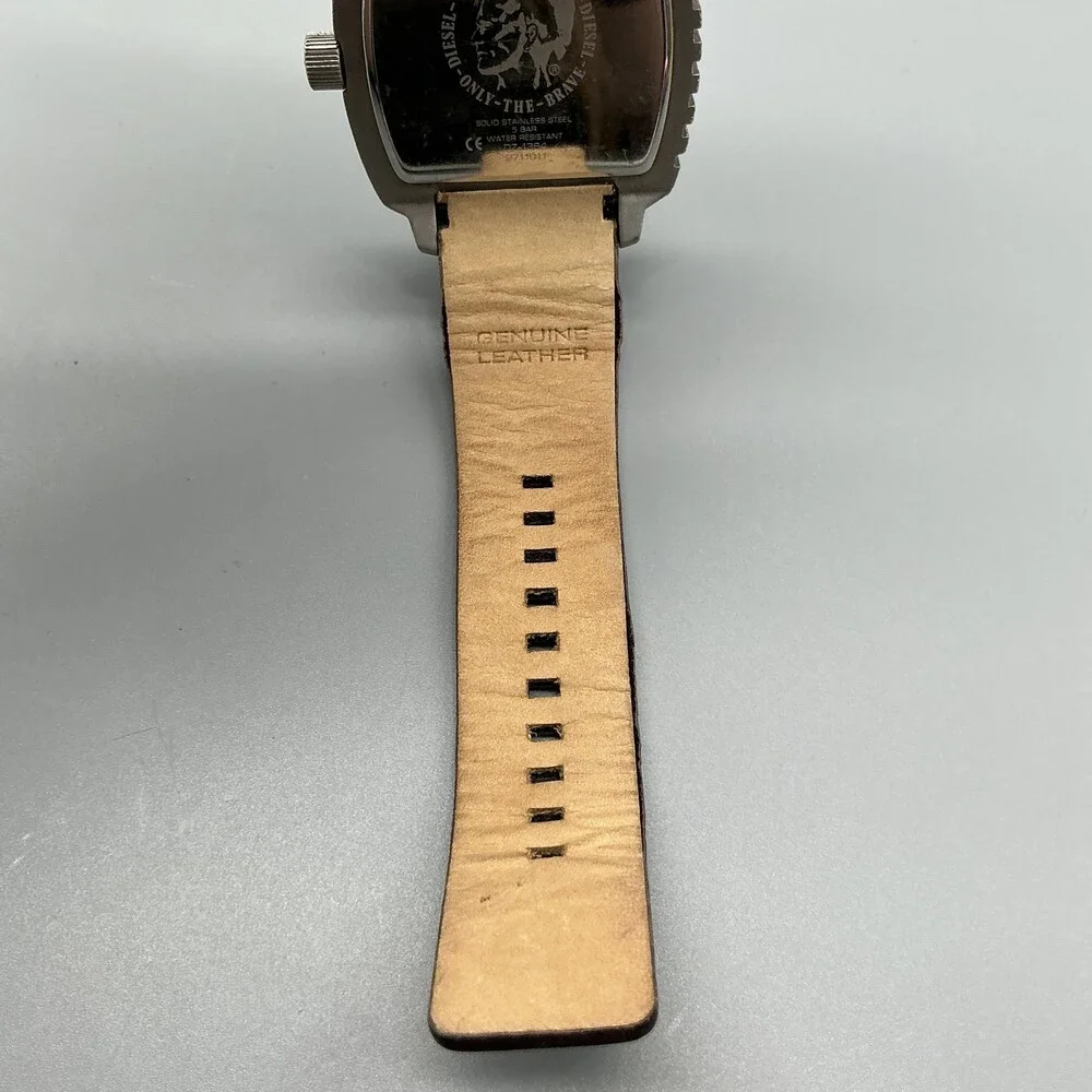 Diesel DZ-1364 Mens Watch 46mm Silver Tone Brown Leather Stainless New Battery